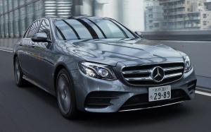 Mercedes-Benz E300 AMG Line